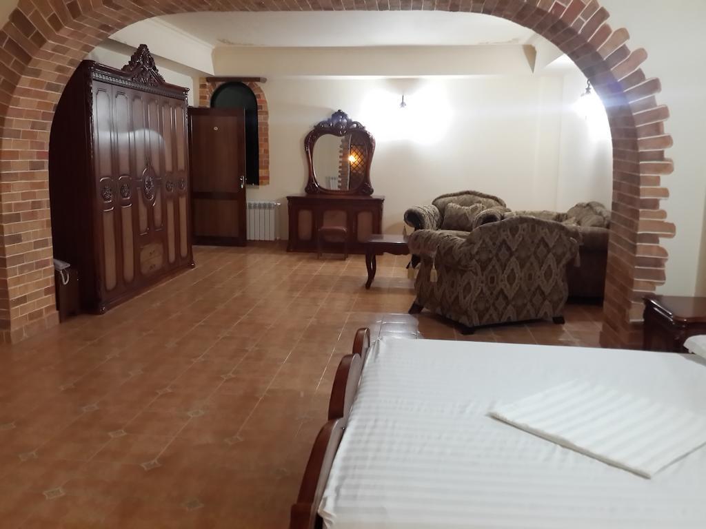 Venezia Palazzo Hotel Yerevan Bilik gambar